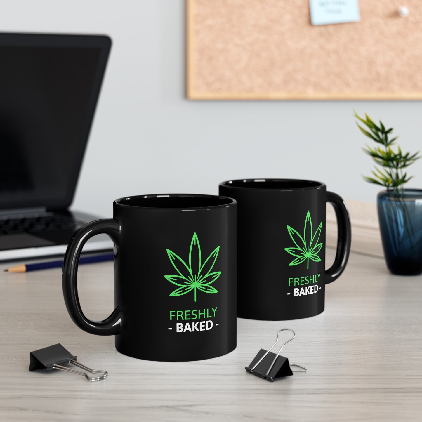 FRESHLY BAKED Black mug 11oz