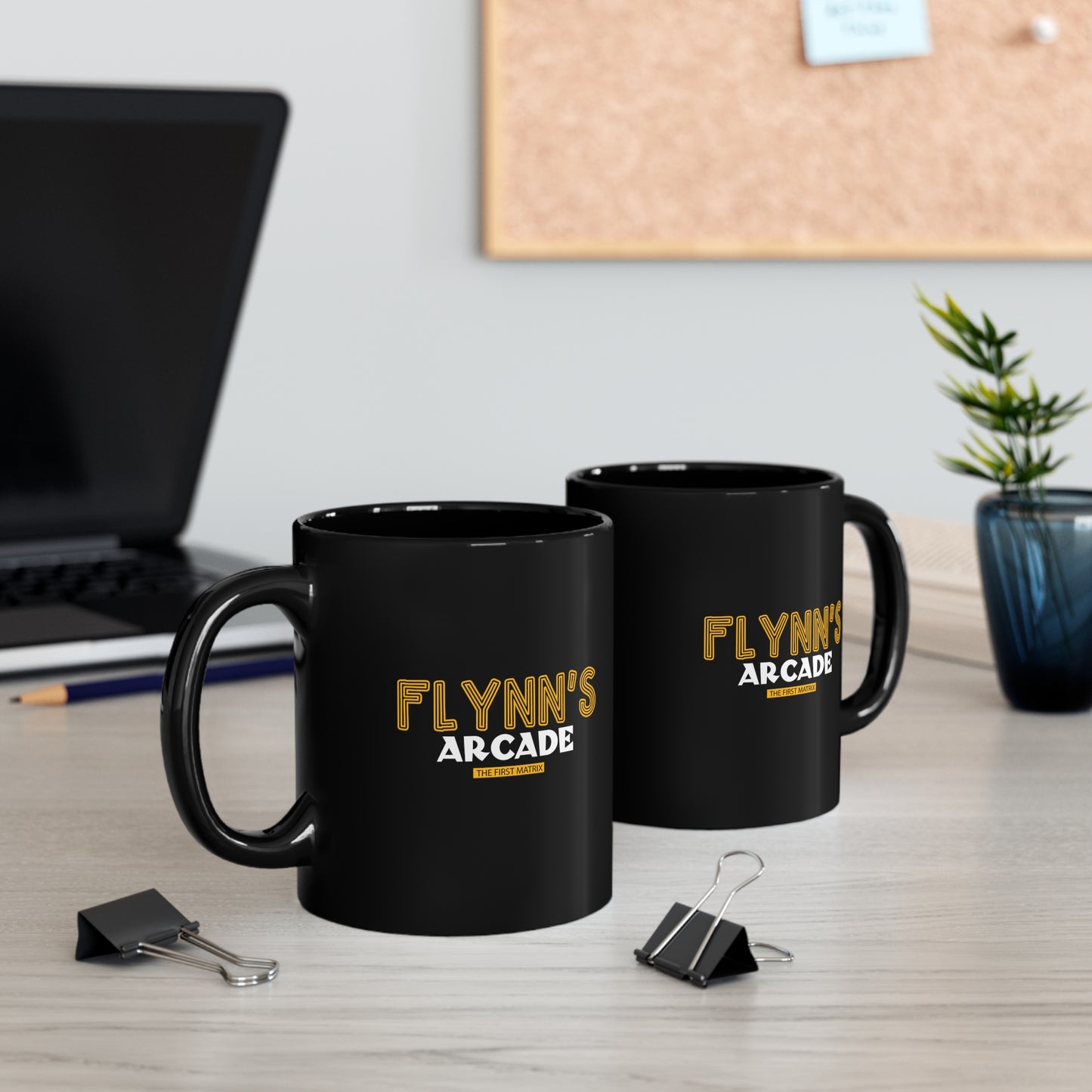 FLYNN'S Black mug 11oz